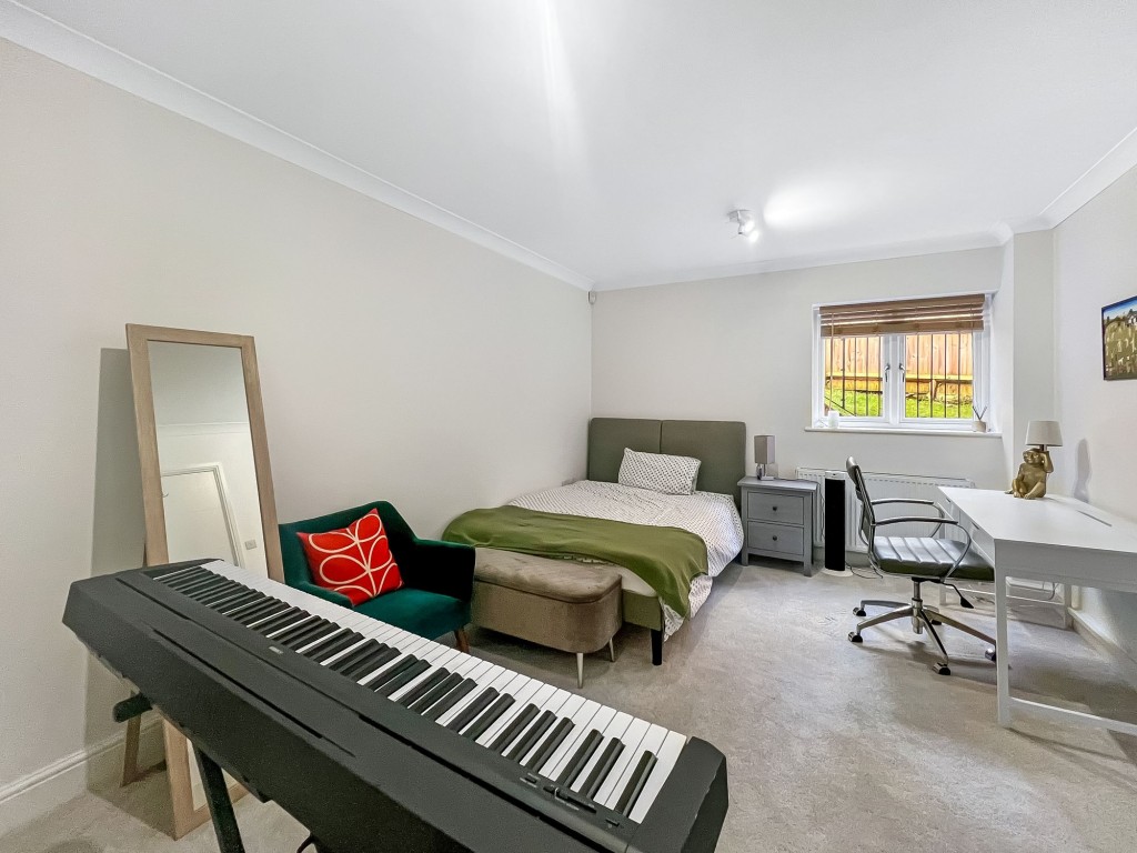 Images for Chynham Place, South Croydon, CR2 EAID:4238971326 BID:111a20da-ac98-4726-afab-e685f1b287bd