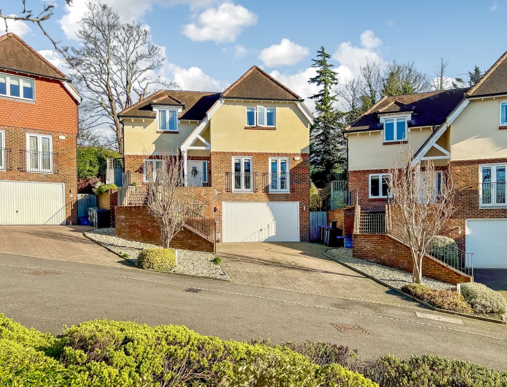 Images for Chynham Place, South Croydon, CR2 EAID:4238971326 BID:111a20da-ac98-4726-afab-e685f1b287bd