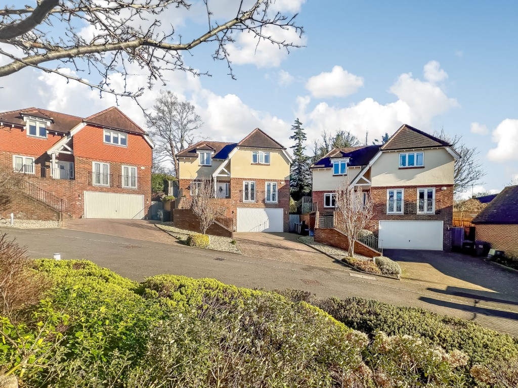 Images for Chynham Place, South Croydon, CR2 EAID:4238971326 BID:111a20da-ac98-4726-afab-e685f1b287bd