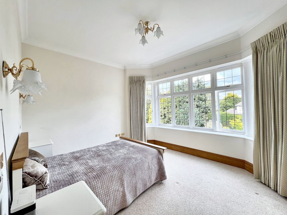 Images for Verulam Avenue, Purley, CR8 EAID:4238971326 BID:111a20da-ac98-4726-afab-e685f1b287bd